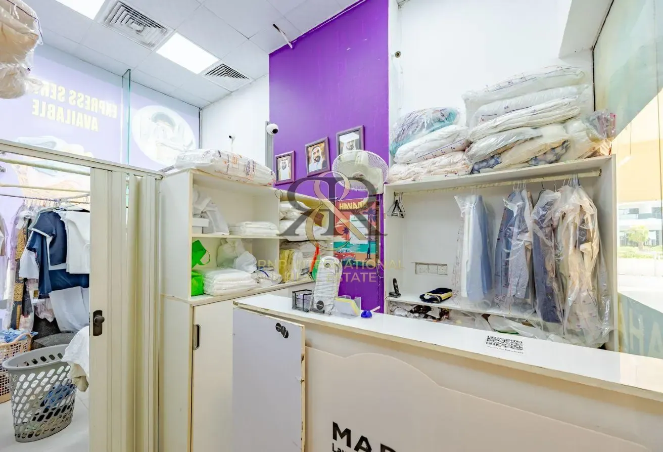 Retail Space with Ideal Size and Layout l Rented