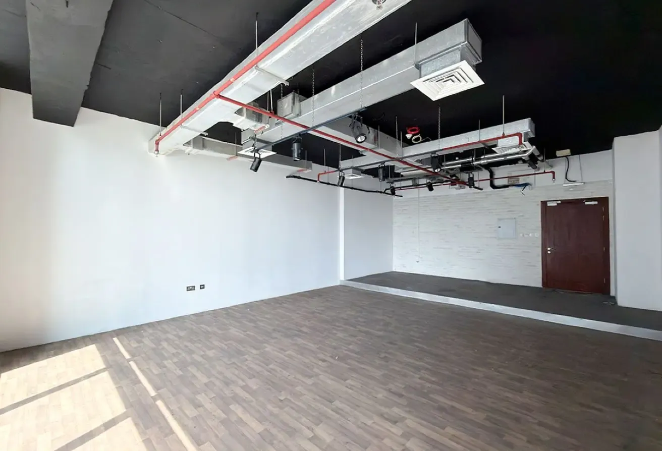 Canal View | Fitted Office | Unfurnished | Vacant