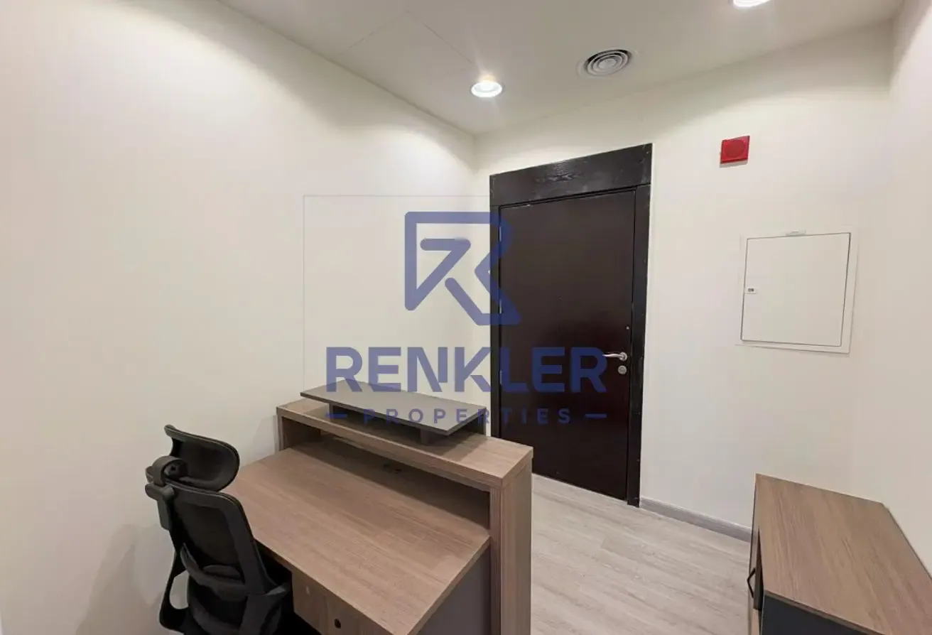 Vacant | Canal View | Furnished | Partitioned