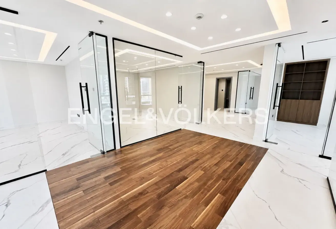 Brand New | Bright Work Space | Vacant Now