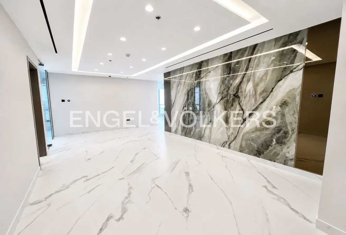 Brand New | Bright Work Space | Vacant Now