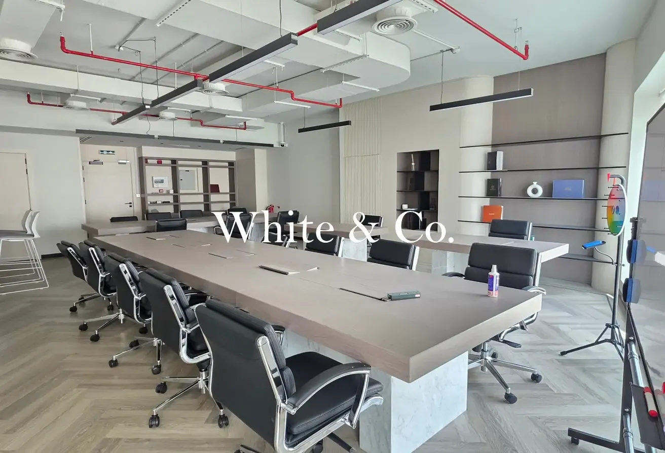 TURNKEY OFFICE | LUXURY FIT-OUT | VACANT