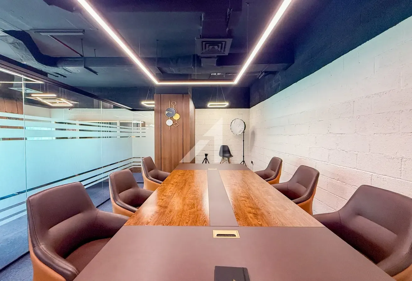 Prime Fitted Office | High Floor| Vacant