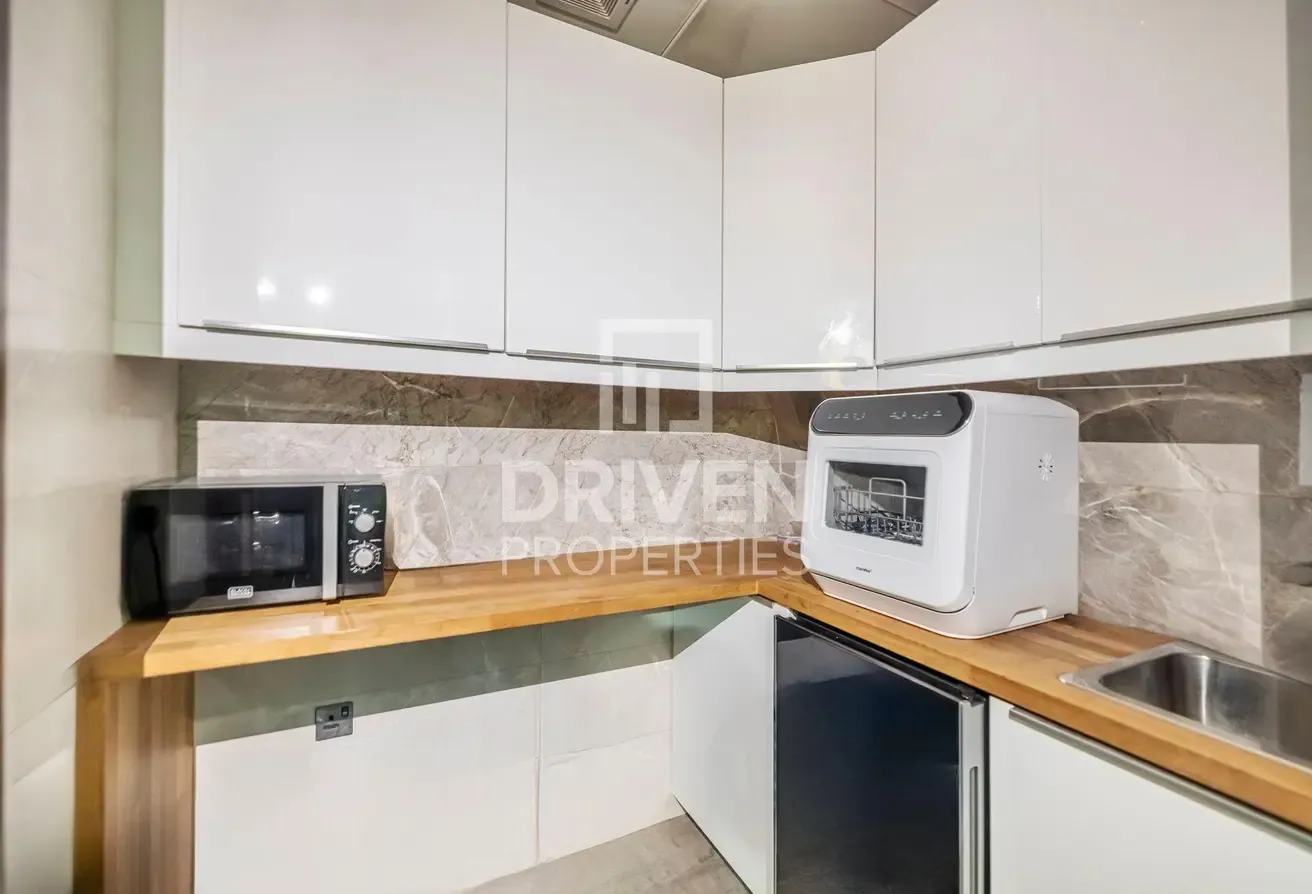 Fully Fitted Office | Vacant Now| Prime Location