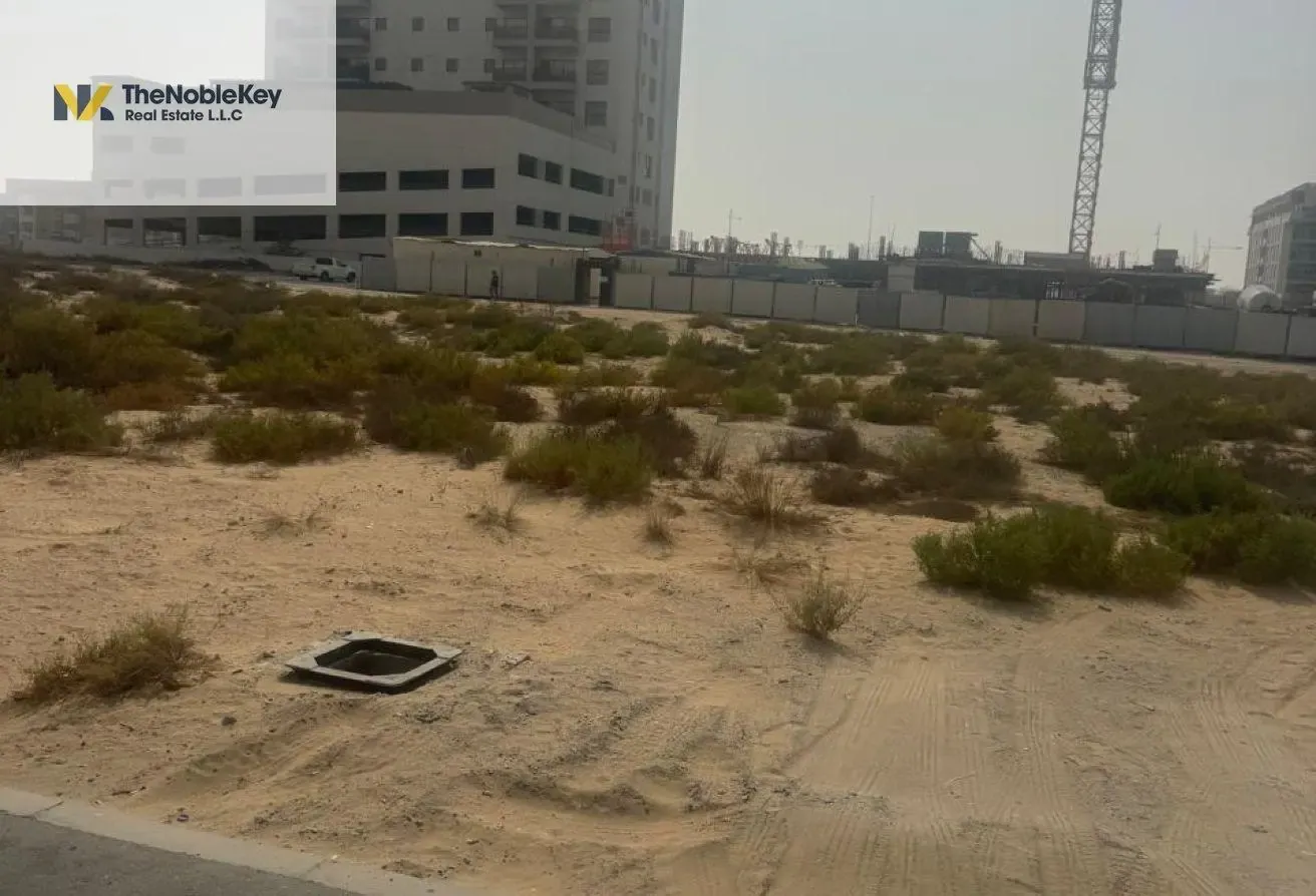 COOMERCIAL PLOT FOR SALE IN WARSAN 4TH