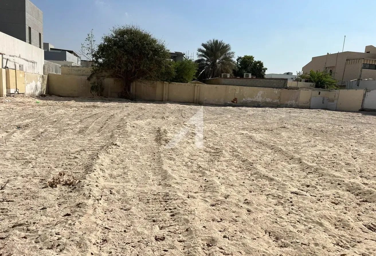 Prime Beachside Villa|Large Plot|GCC National Only