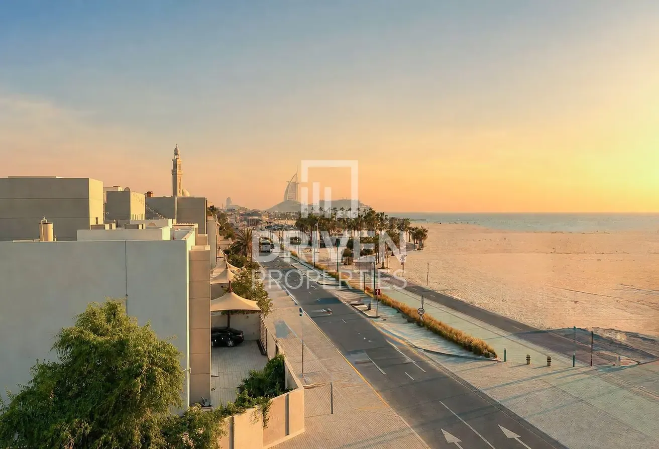 GCC Villa | Beach Access | Fully Furnished