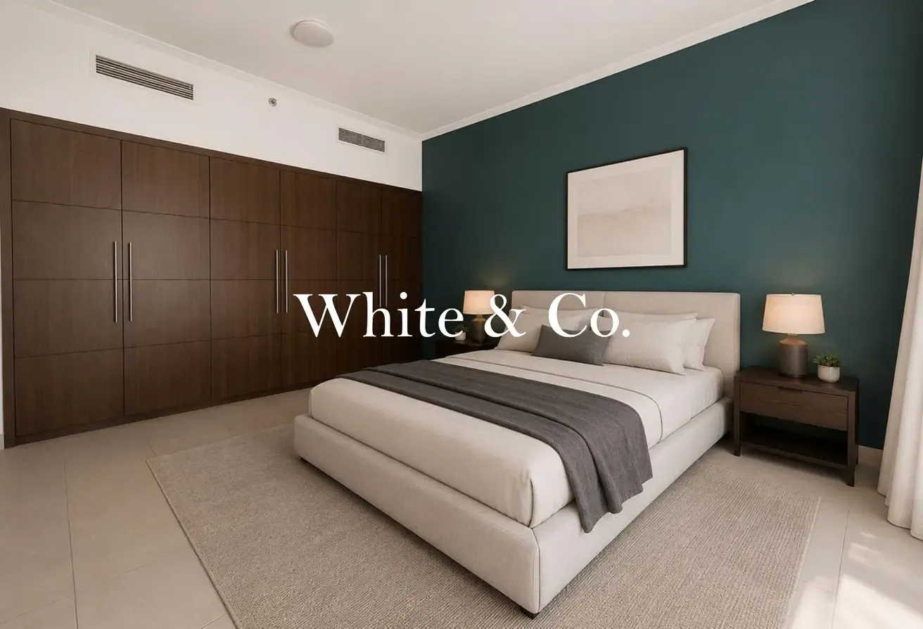 Exclusive | High Floor | Vacant |Sea Views