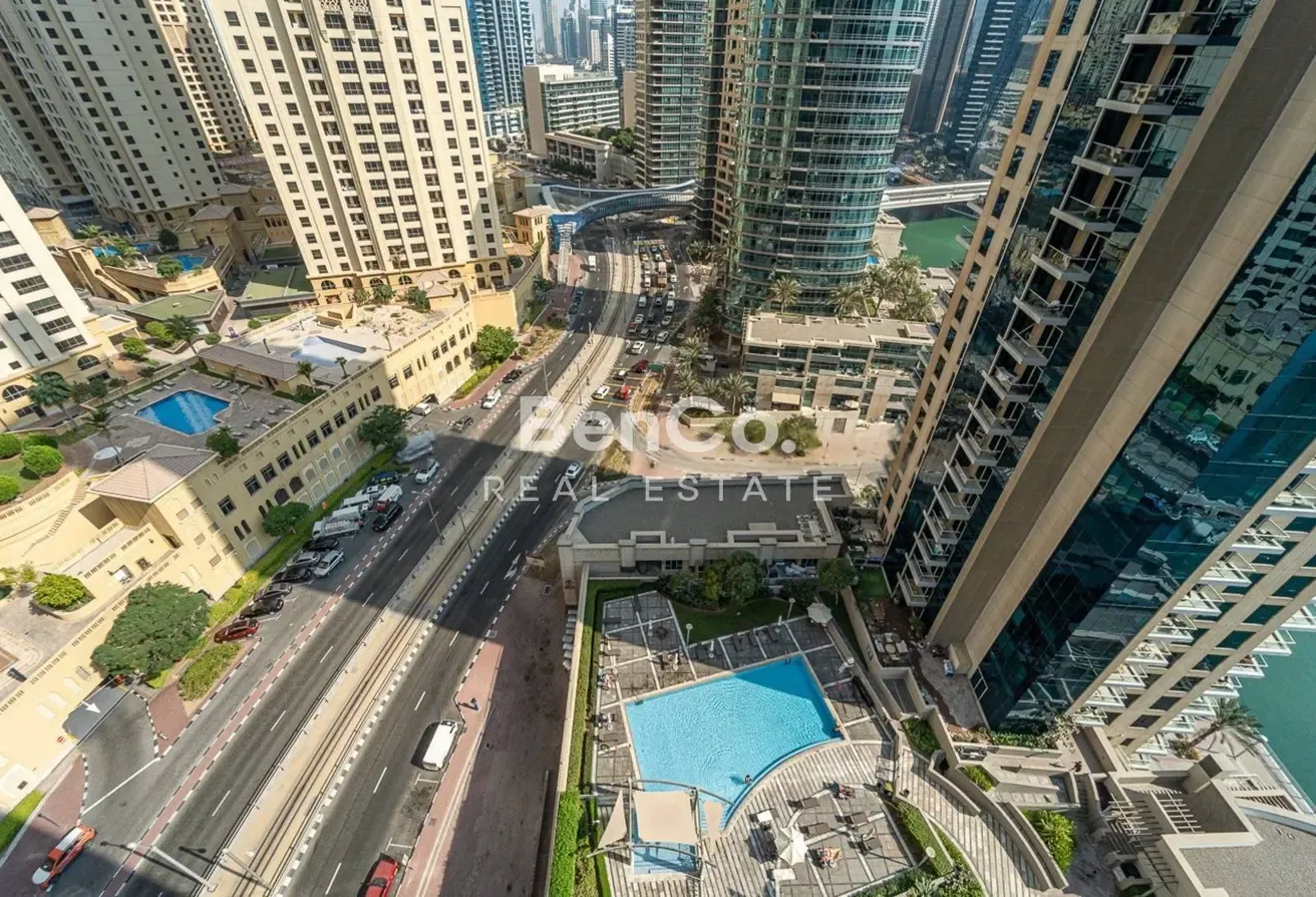 Marina Promenade | Unfurnished | Water View