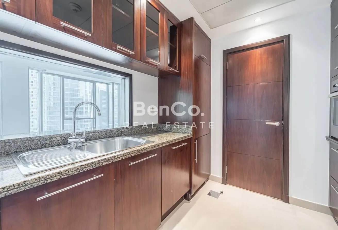 Marina Promenade | Unfurnished | Water View