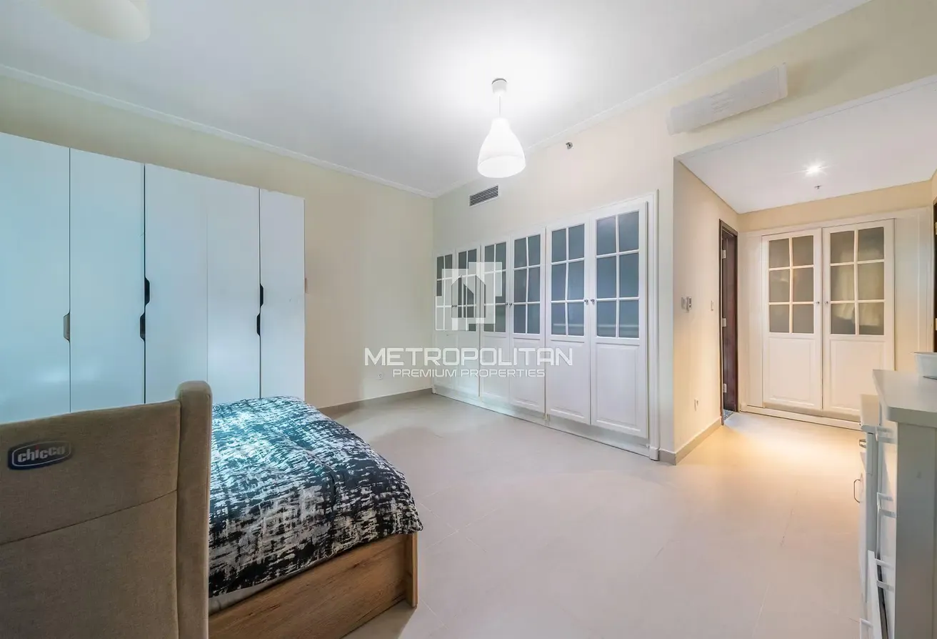 Prime Investment |  Spacious | Mid Floor