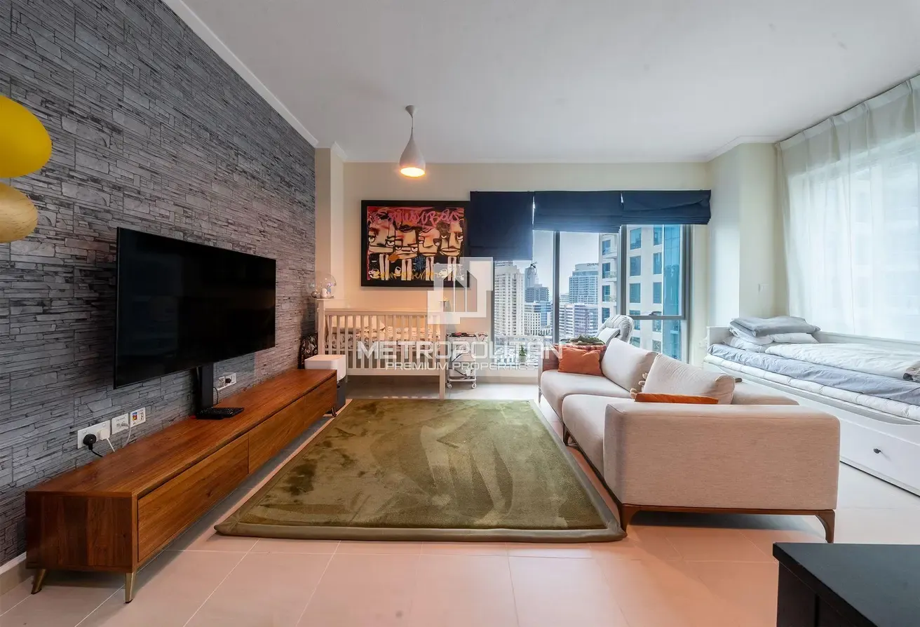Prime Investment |  Spacious | Mid Floor