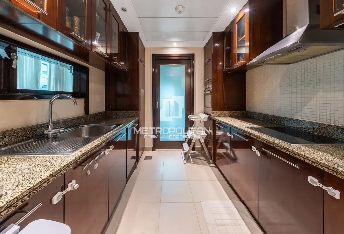 Prime Investment |  Spacious | Mid Floor
