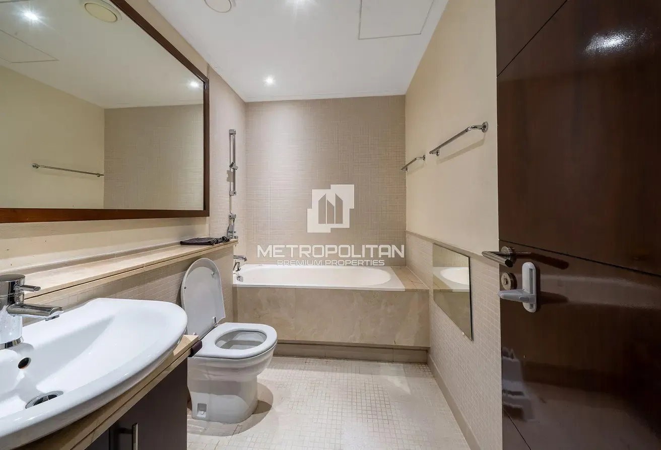Prime Investment |  Spacious | Mid Floor