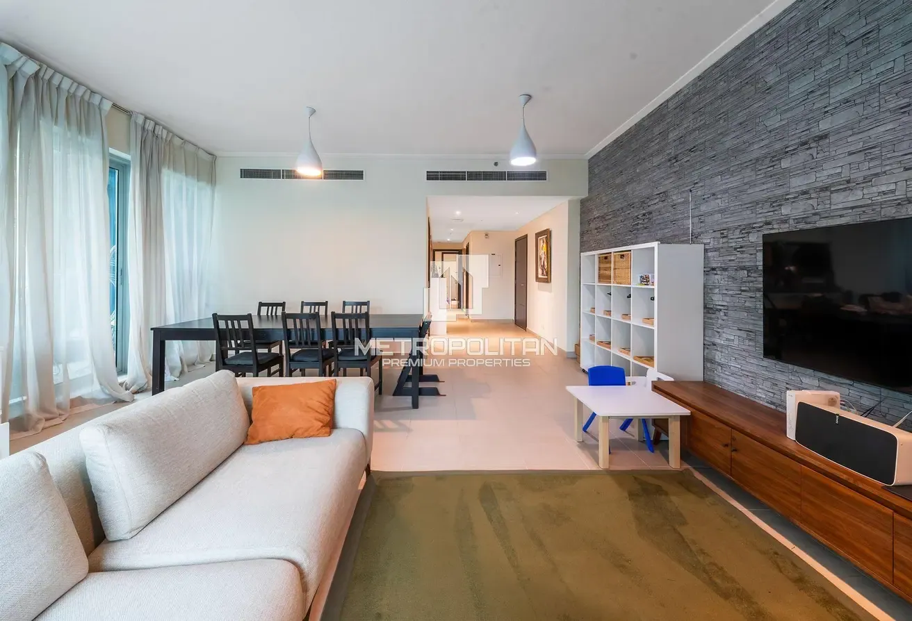Prime Investment |  Spacious | Mid Floor
