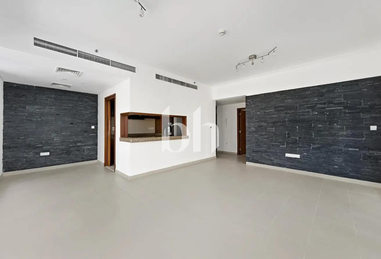1BR Apartment | Sea View | High Floor