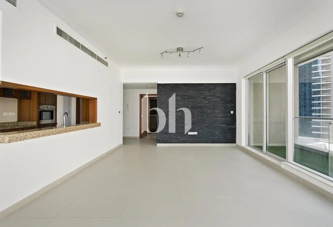 1BR Apartment | Sea View | High Floor