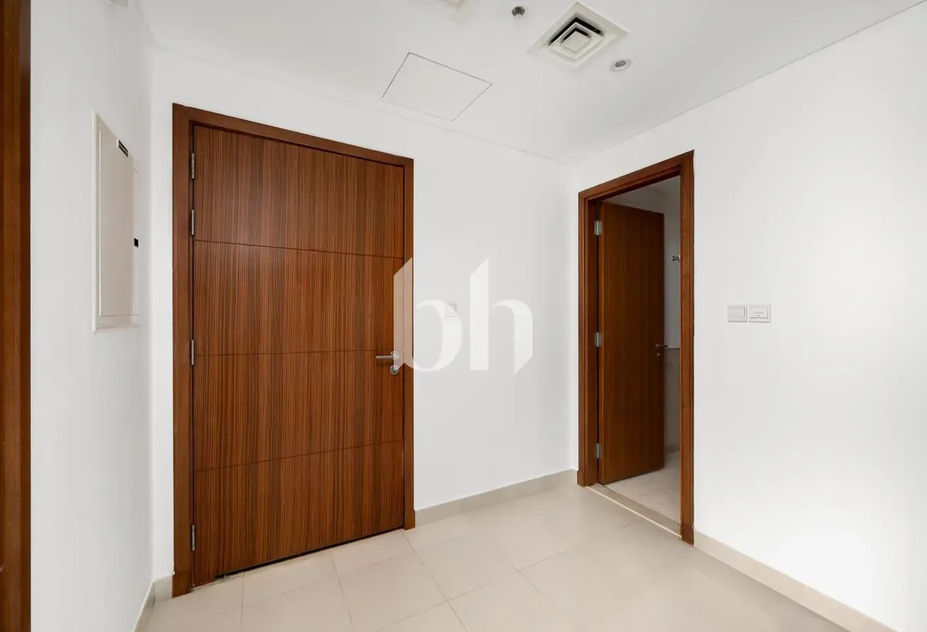 1BR Apartment | Sea View | High Floor