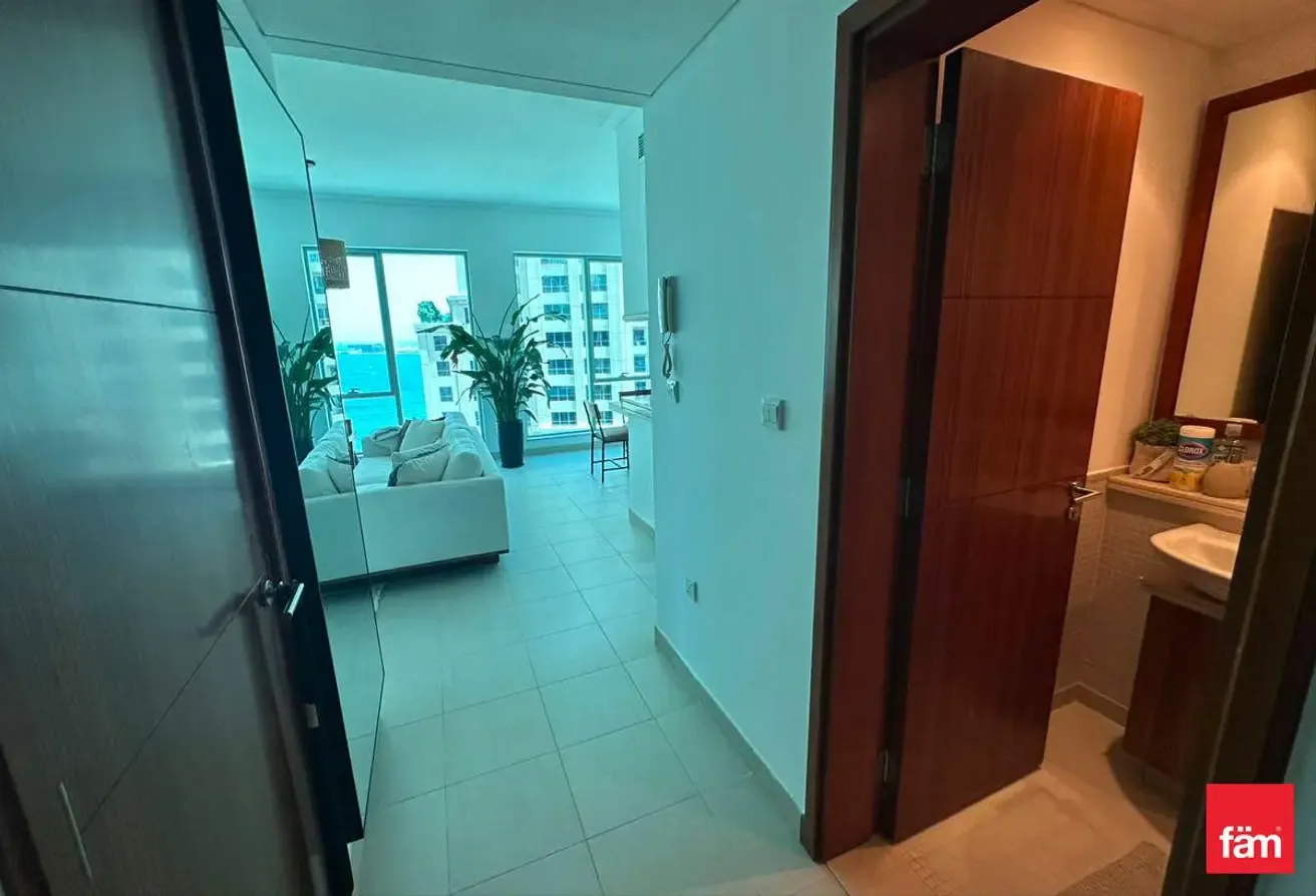 High Floor | Large Layout | Community Living