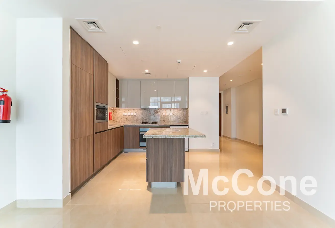 Burj Khalifa View | Prime Location | Ready to Move