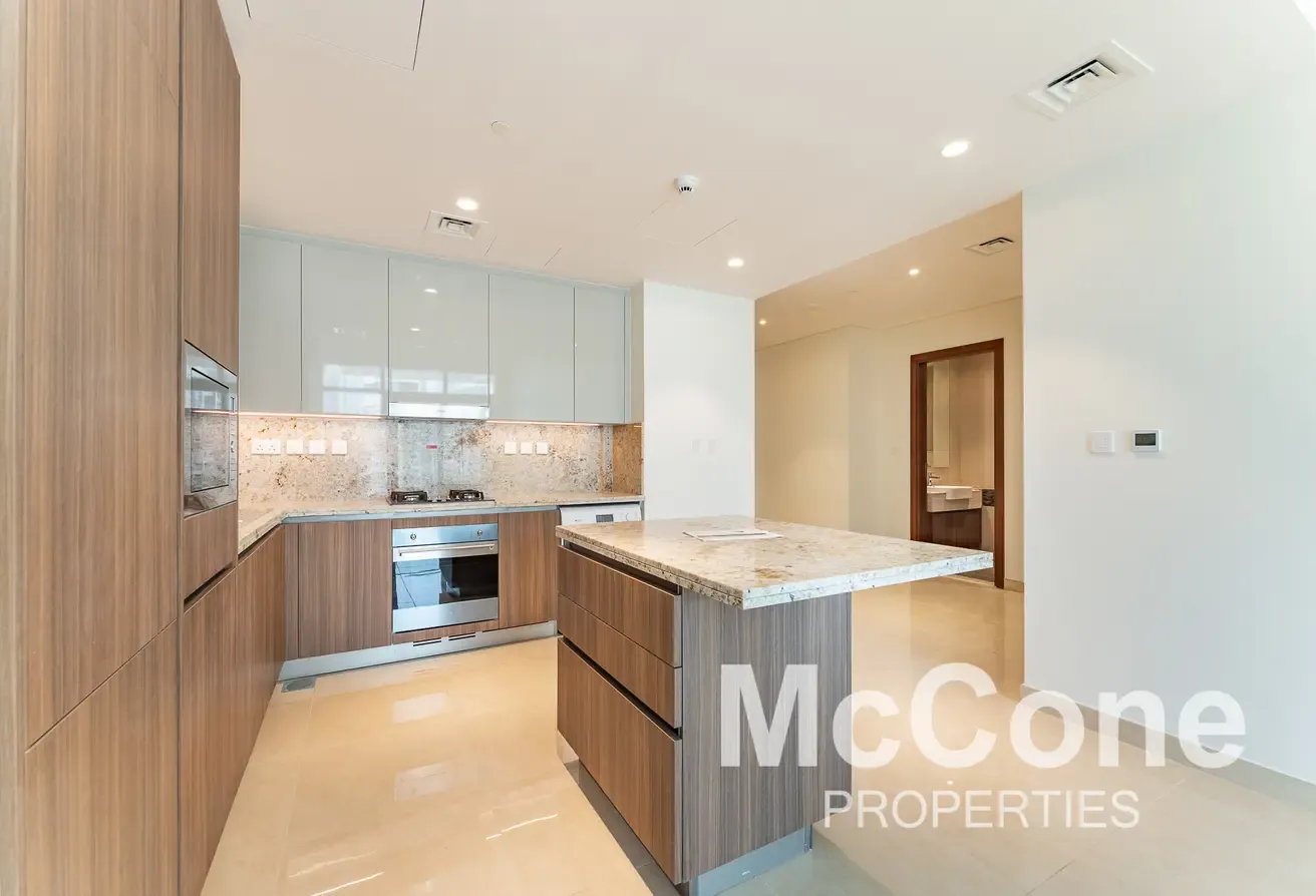 Burj Khalifa View | Prime Location | Ready to Move