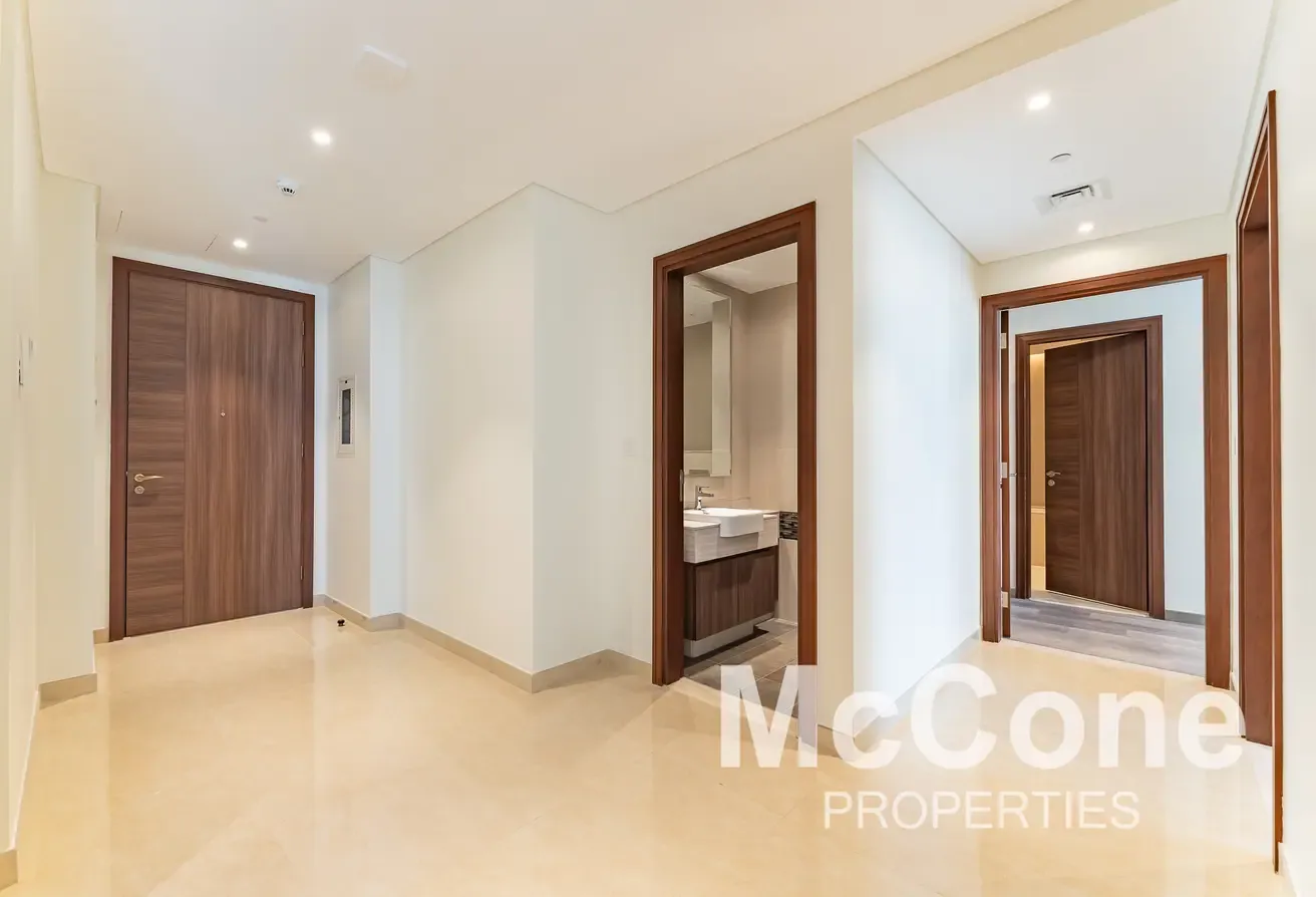 Burj Khalifa View | Prime Location | Ready to Move