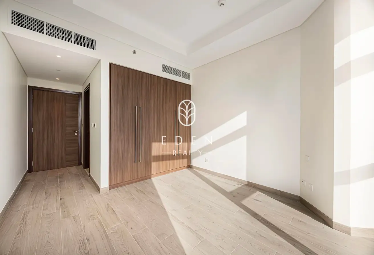 Best Deal | Closed Kitchen | High Floor