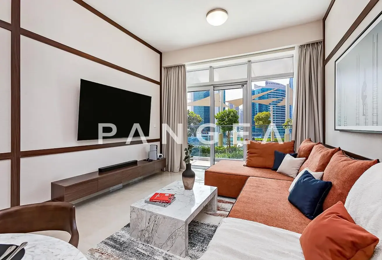 Fully Furnished| Vacant| Great Price