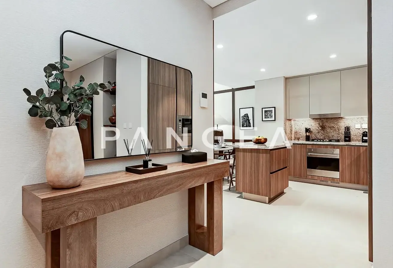 Fully Furnished| Vacant| Great Price