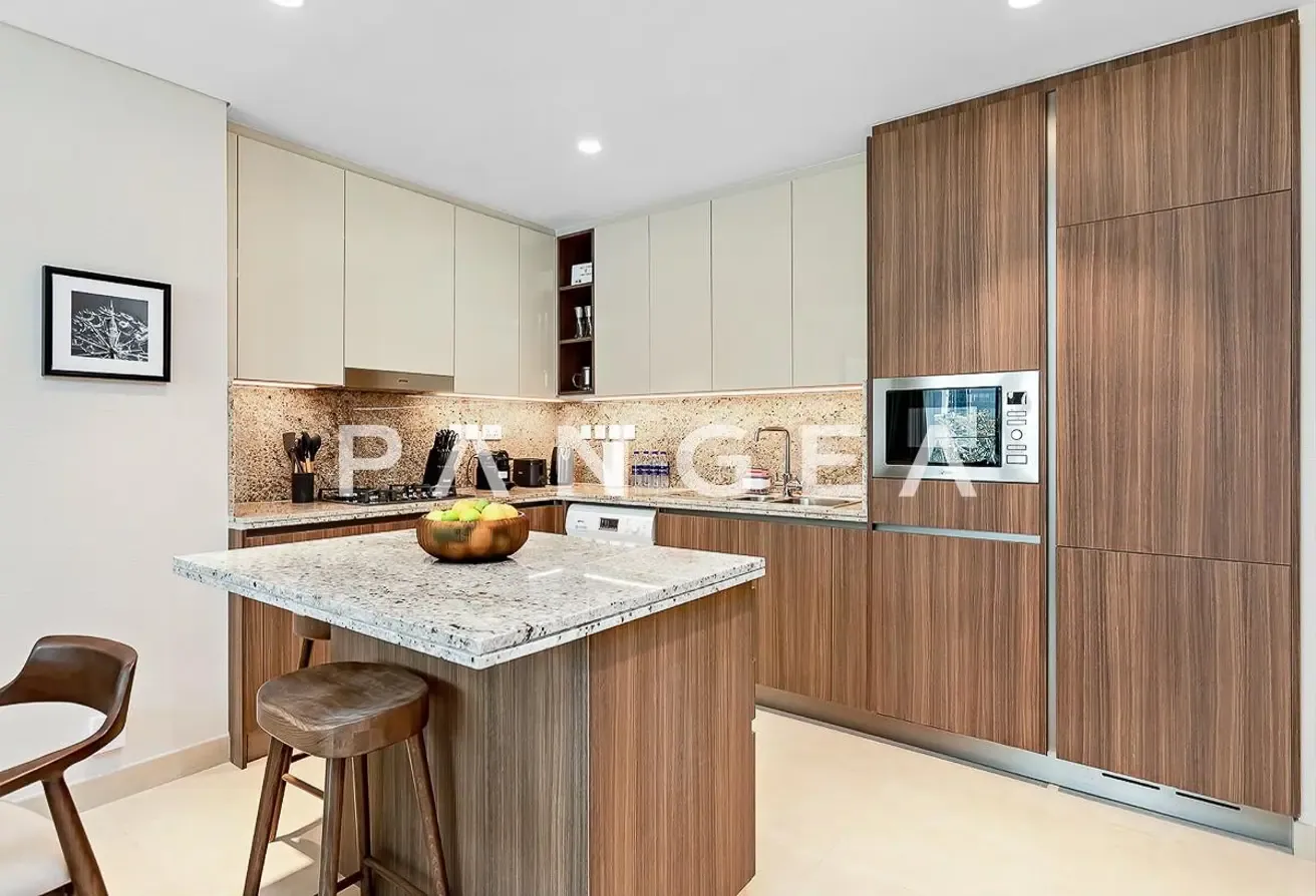 Fully Furnished| Vacant| Great Price