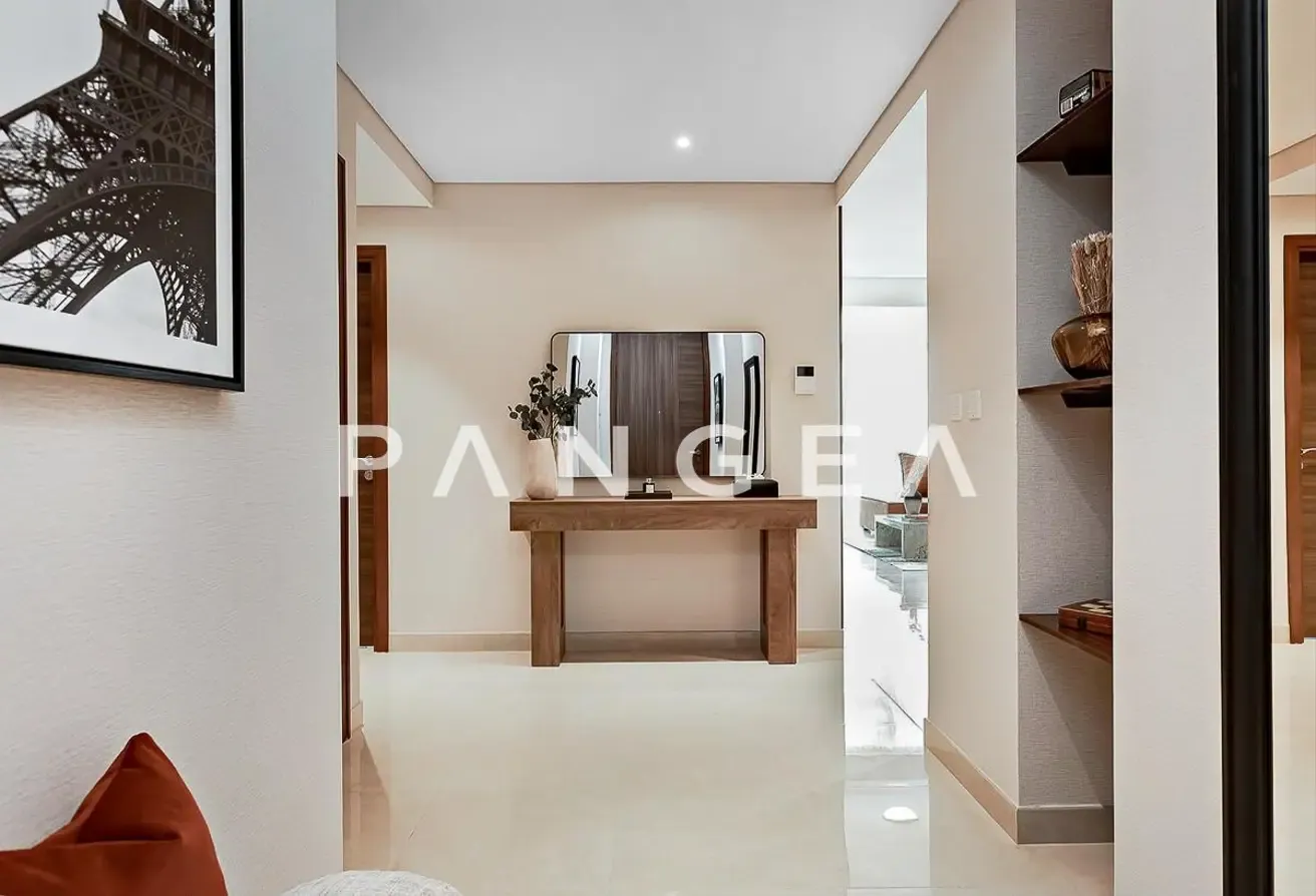 Fully Furnished| Vacant| Great Price