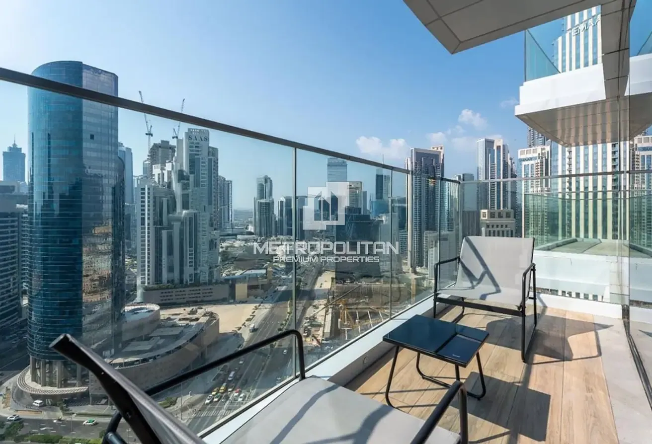 2 Beds Plus Study Room | Large Layout | Canal View