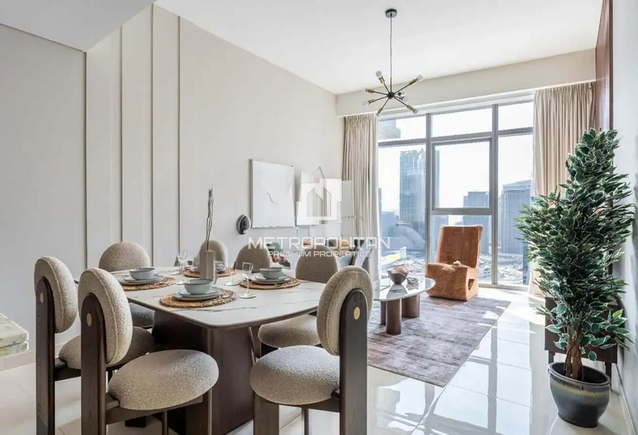2 Beds Plus Study Room | Large Layout | Canal View