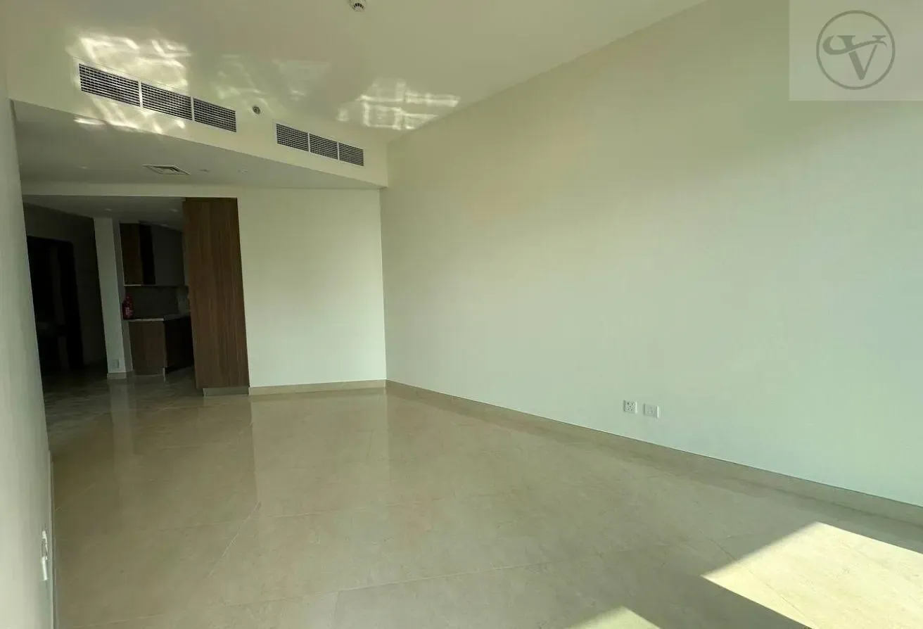 Brand New | Vacant | Huge Layout | Plus Study