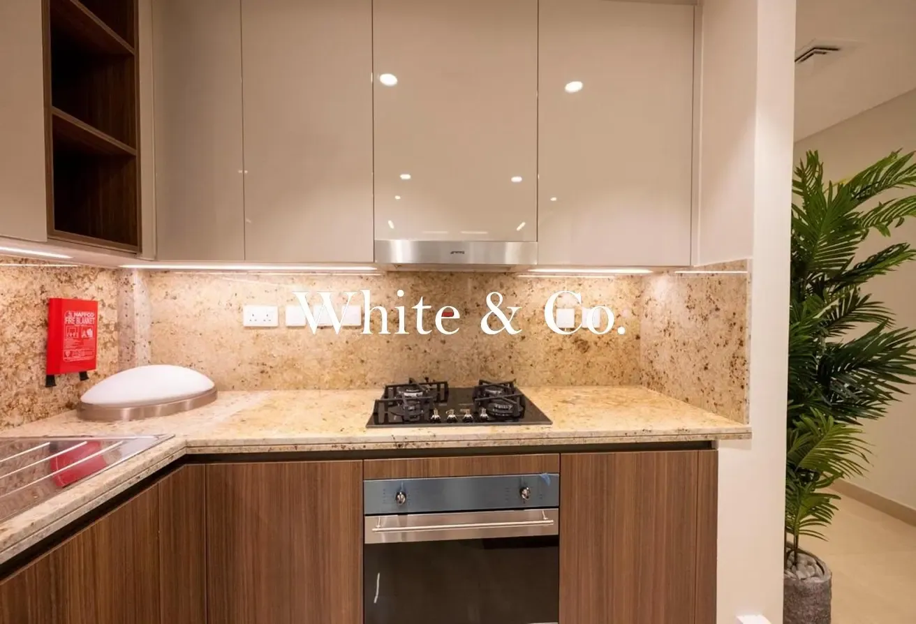 Fully Furnished | Upgraded | Canal View