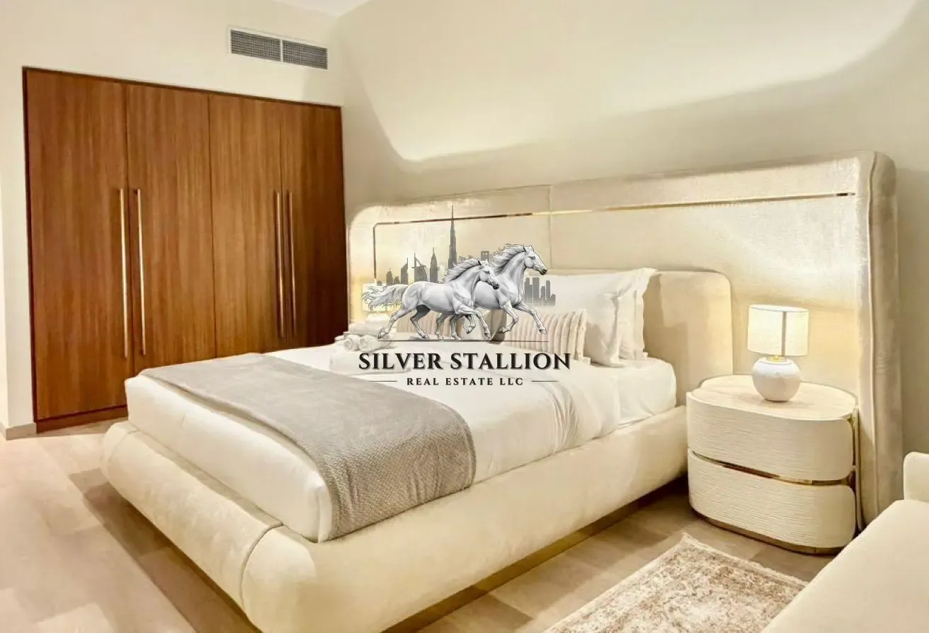 Burj Khalifa View | Spacious Layout | 2BR