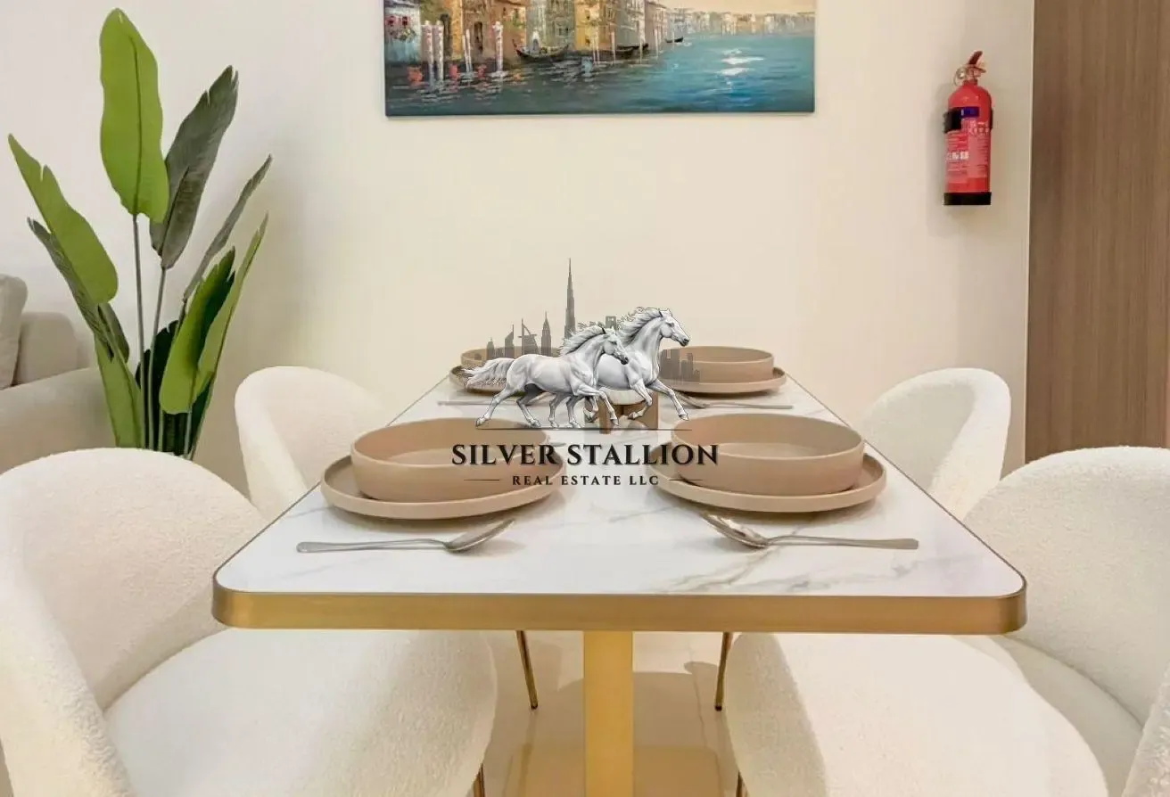 Burj Khalifa View | Spacious Layout | 2BR