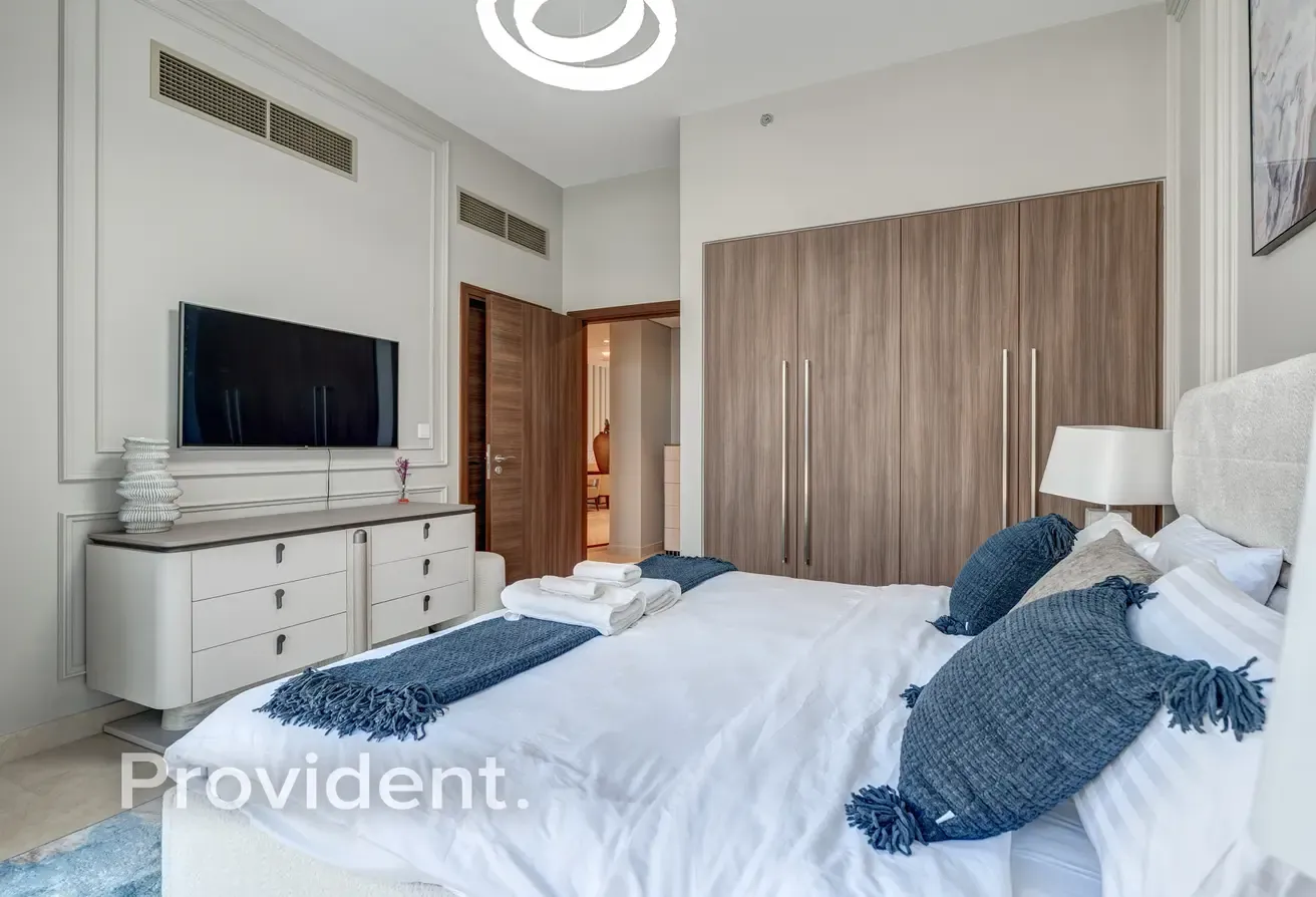 2BR+MR | Burj Khalifa View | Fully Upgraded