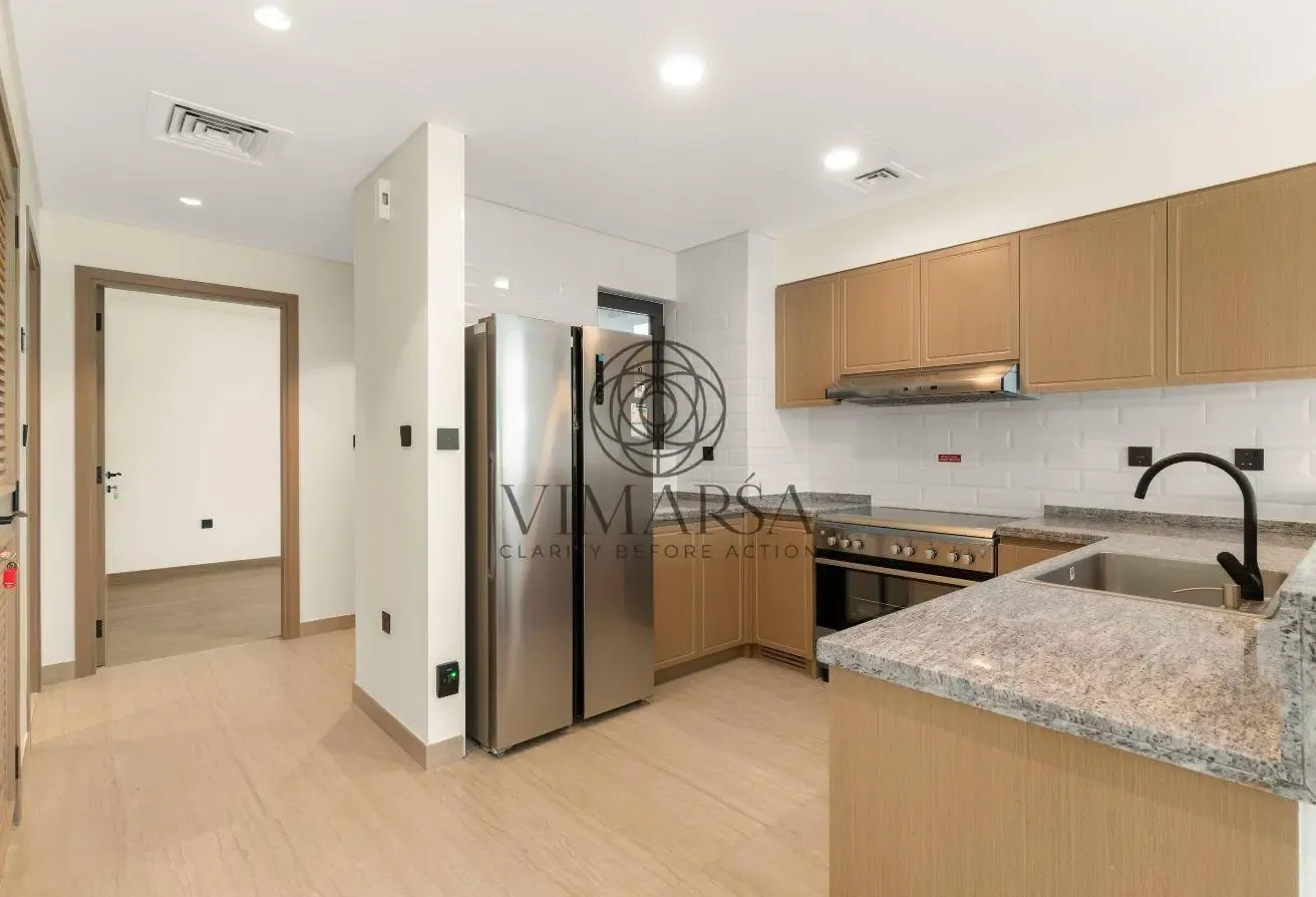 Luxurious 5BR | Single Row | Prime Amenities