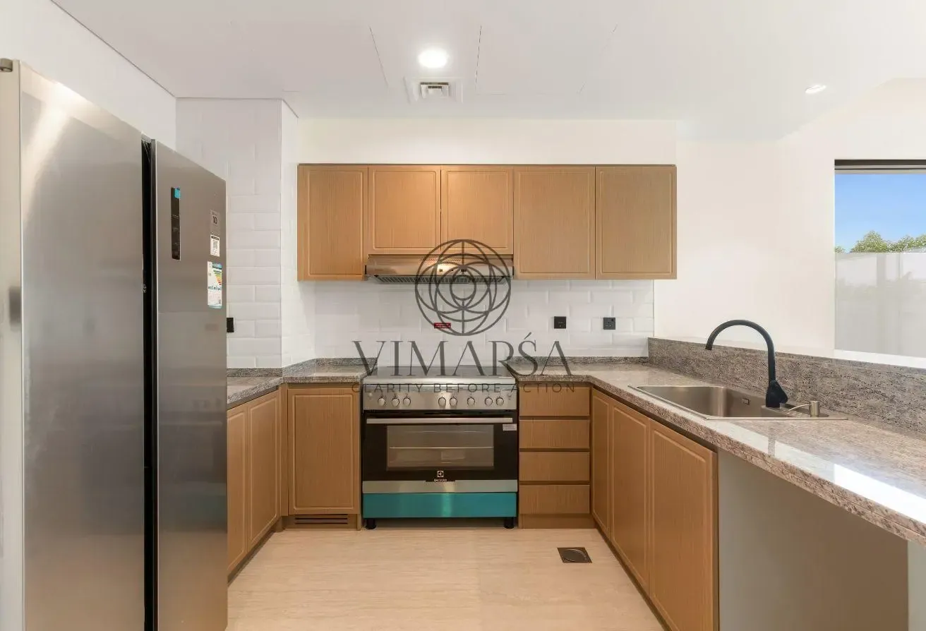 Luxurious 5BR | Single Row | Prime Amenities