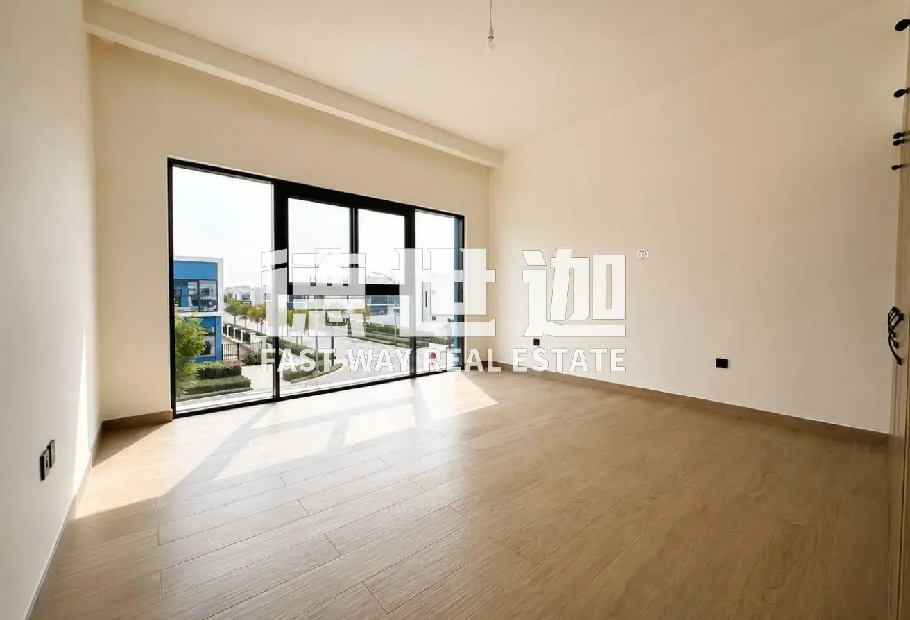 Single Row | 6BR+ Maids Room | Spacious