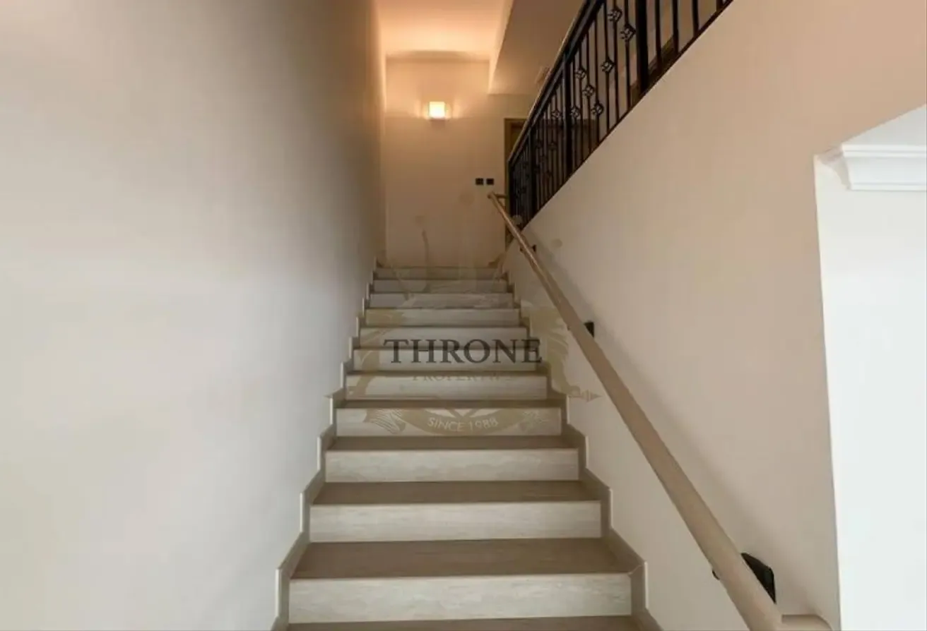 4BR Villa | Near Amenities | Motivated Seller