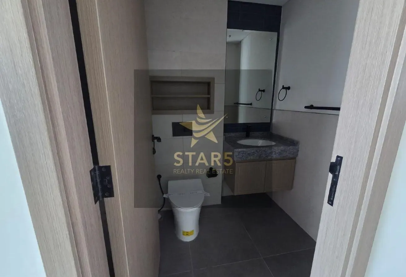Single Row | Close to entry and Pool | Rented