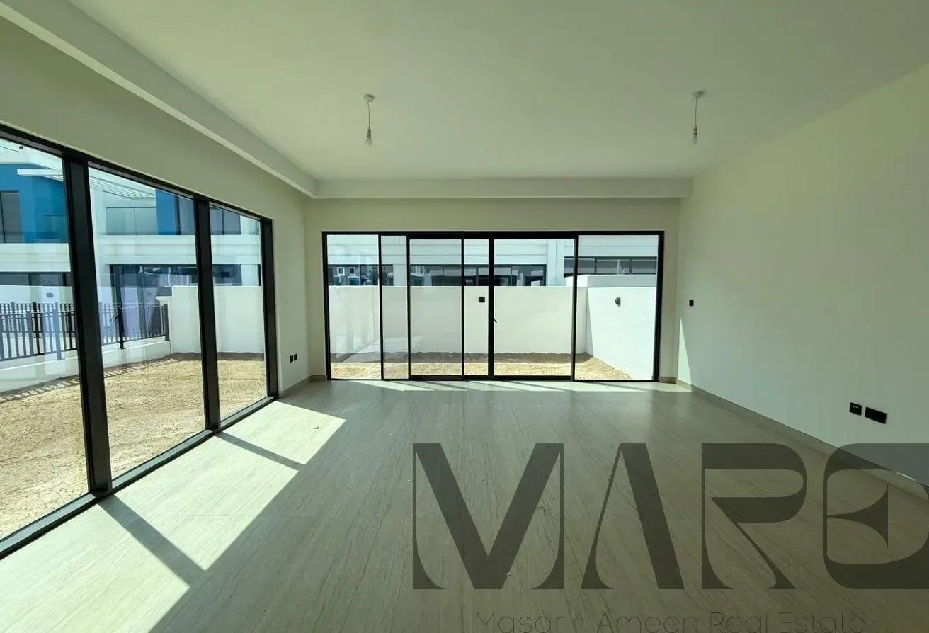 Exclusive | Biggest Plot | No Agents | Corner End