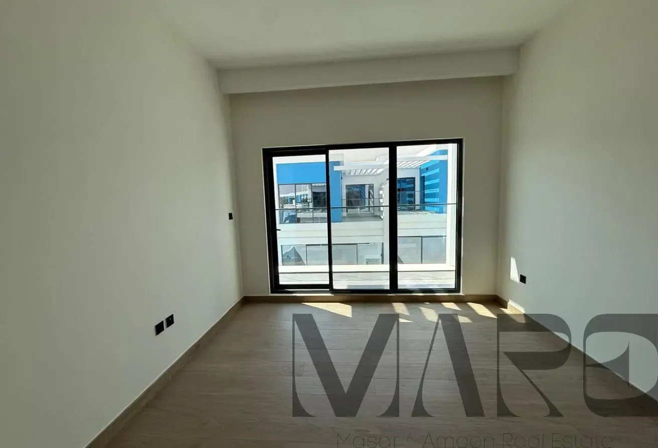 Exclusive | Biggest Plot | No Agents | Corner End