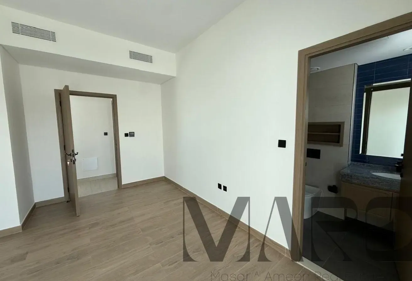 Exclusive | Biggest Plot | No Agents | Corner End