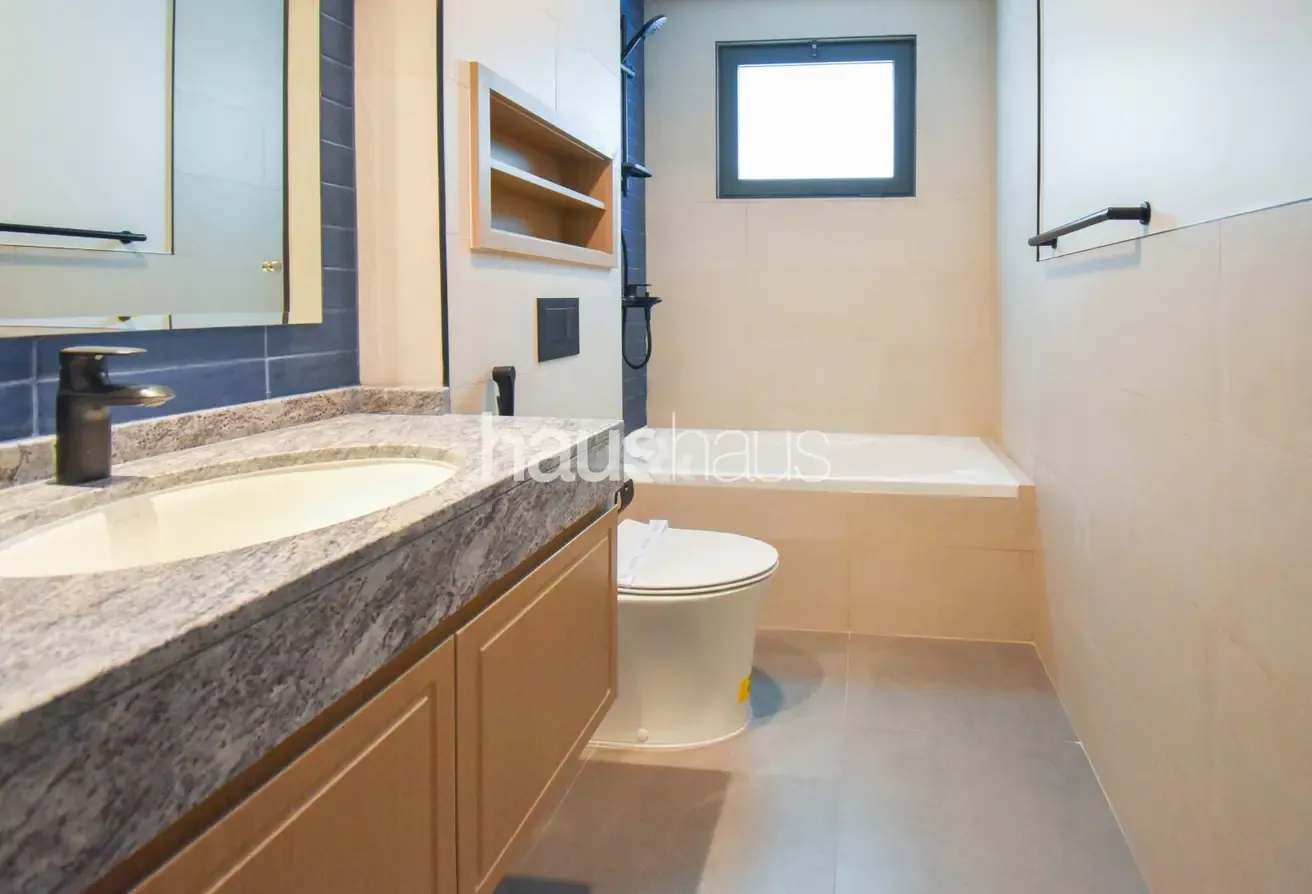 Elegant| Close to Azure Lagoon| Ready| Area Expert