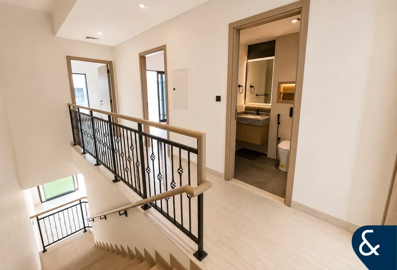 4 Bed | Close to Lagoon | Family Townhouse