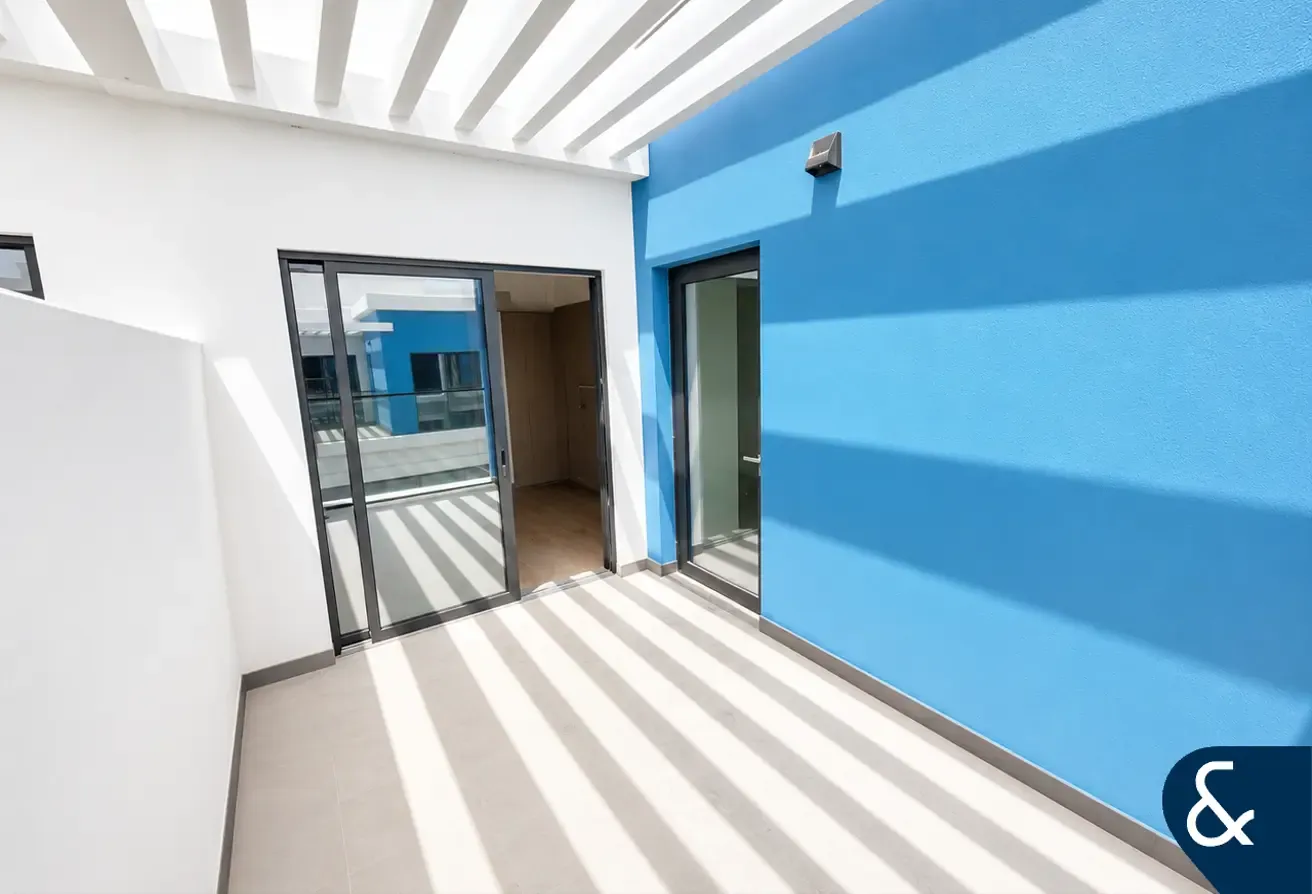 4 Bed | Close to Lagoon | Family Townhouse