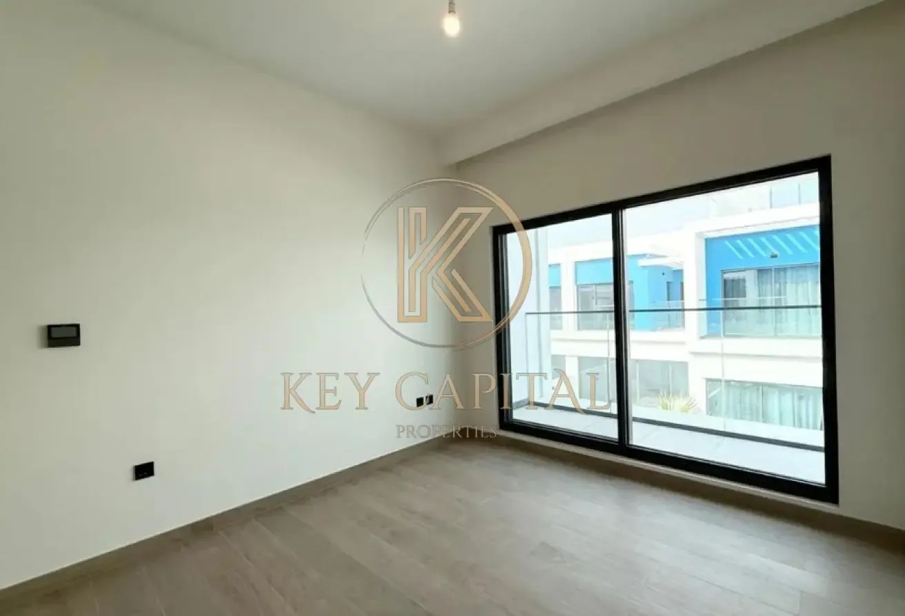 Direct Park Front|Price to Sell|Southwest Facing